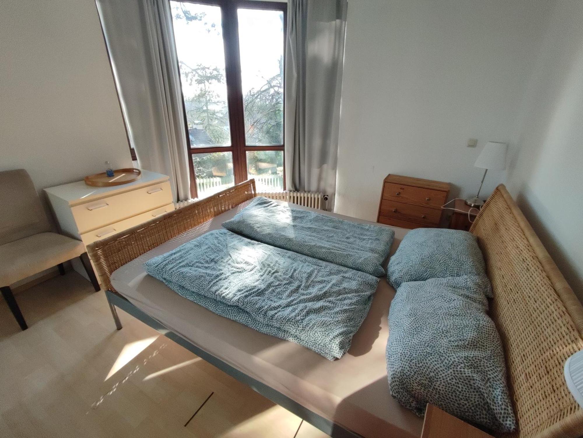 Workation Nature View Mit Balkon, Indoor Pool, Kueche Tiefgarage Auf Anfrage Apartment Wiesbaden